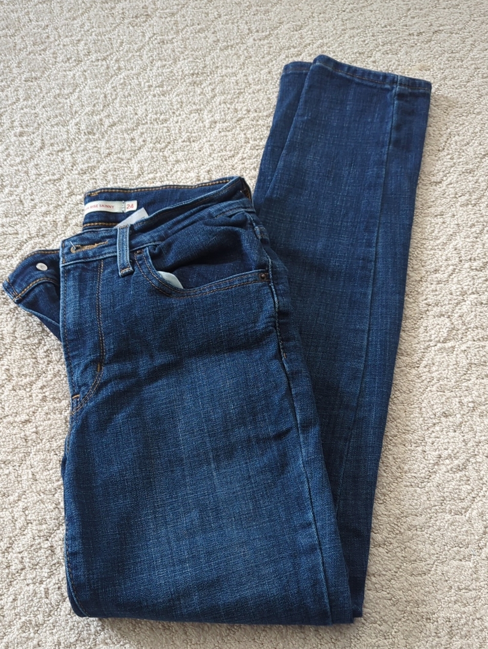 Levis Dark Blue High Rise Skinny Jeans